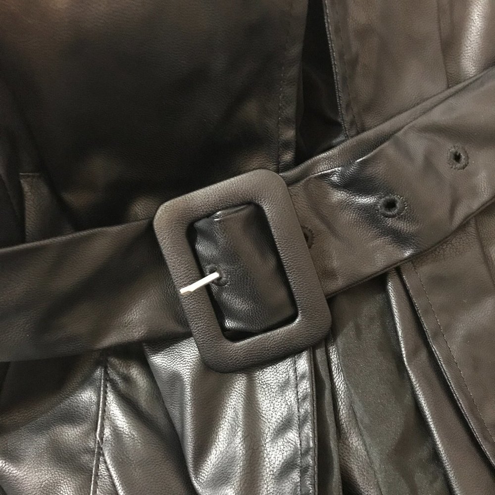Who What Wear Belted Faux Leather Blazer Black - Picture 7 of 8